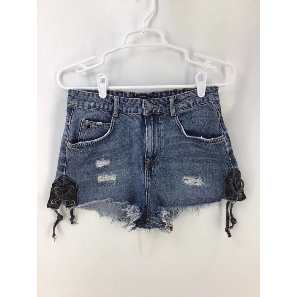 Zara Womens Size 4 Blue Denim Jean Cut Off Shorts Distressed - Picture 2 of 15